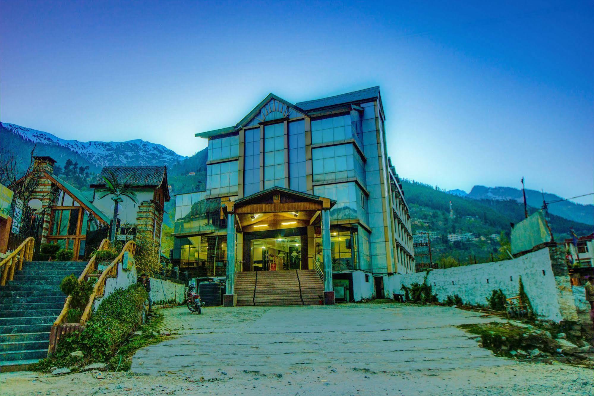 Kalinga Grand Hotel Manali  Exterior photo